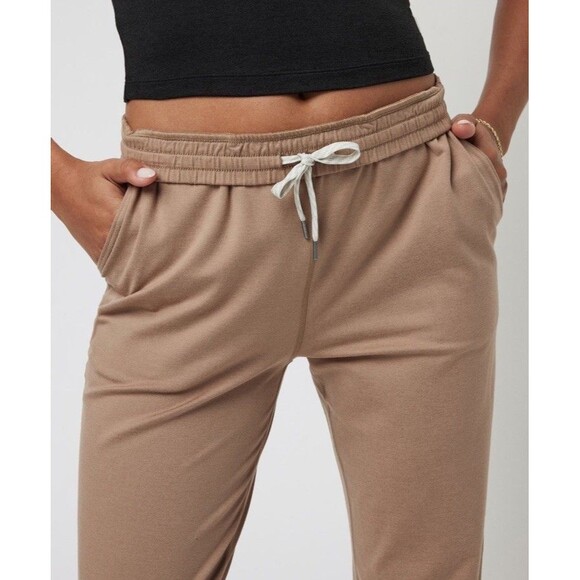 Vuori Boyfriend Sweatpants Jogger Women’s M Goldenrod Heather Tie Waist Pockets - Picture 3 of 14